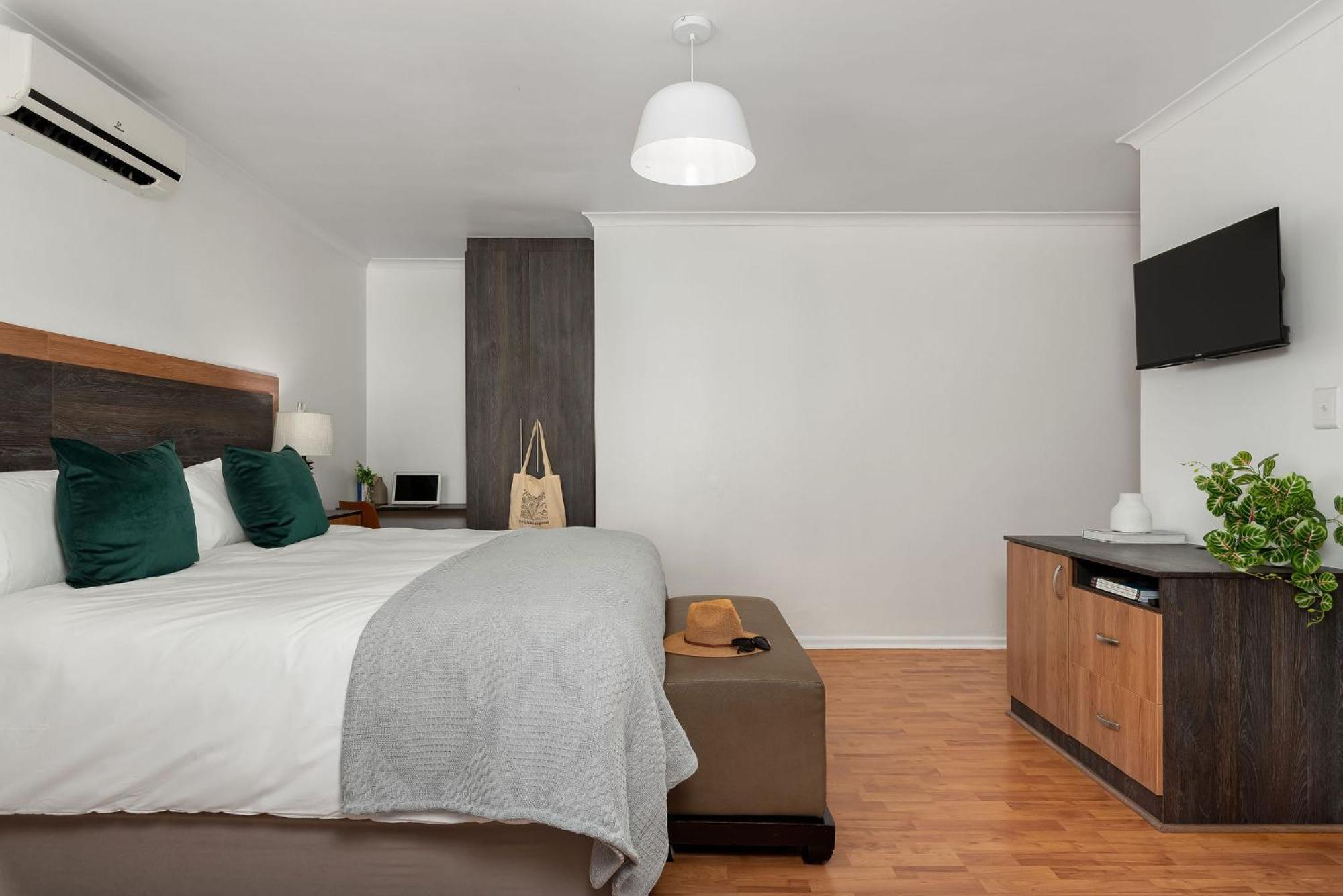 Neighbourgood Ravenscraig Hotel เคปทาวน์ ภายนอก รูปภาพ