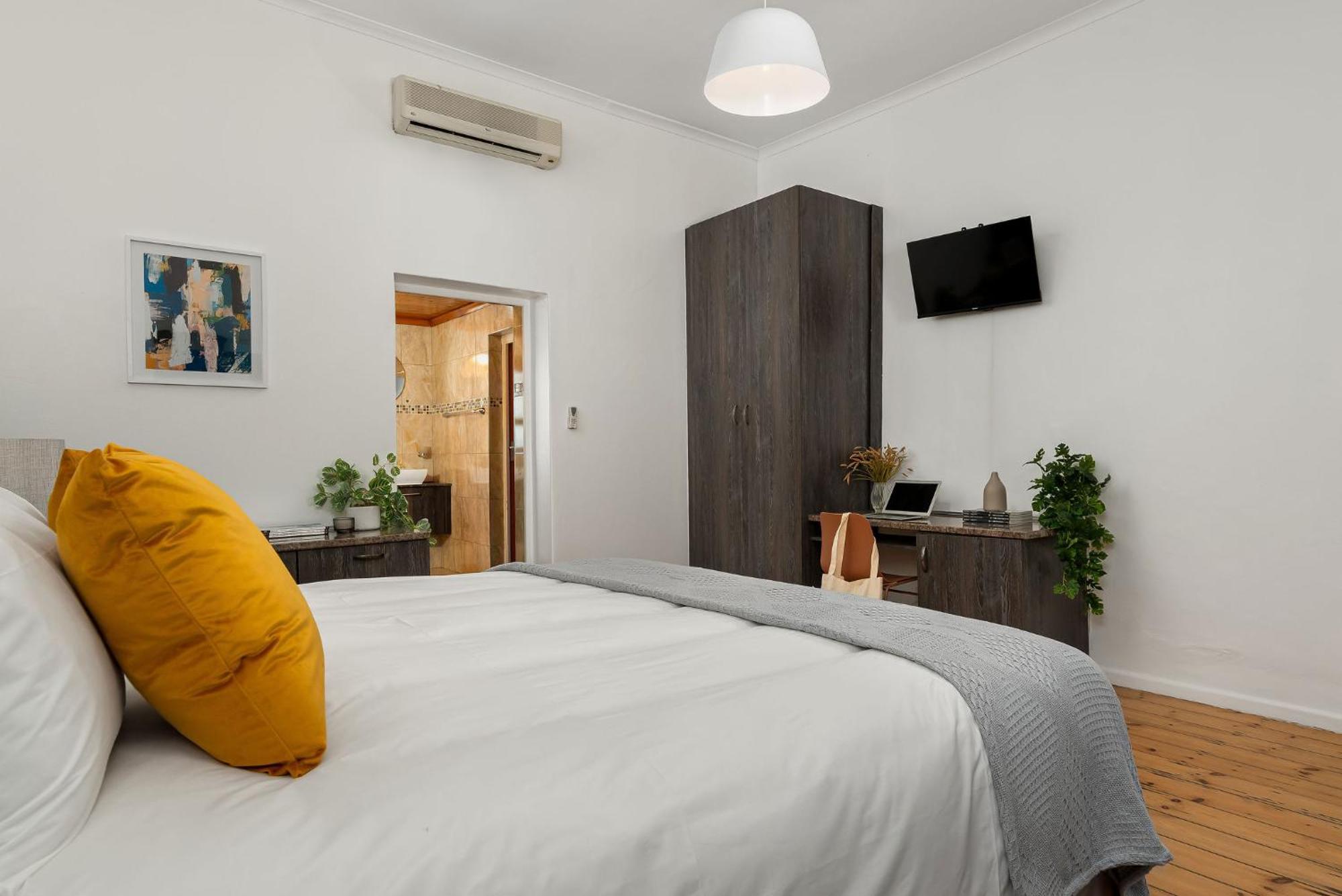 Neighbourgood Ravenscraig Hotel เคปทาวน์ ภายนอก รูปภาพ